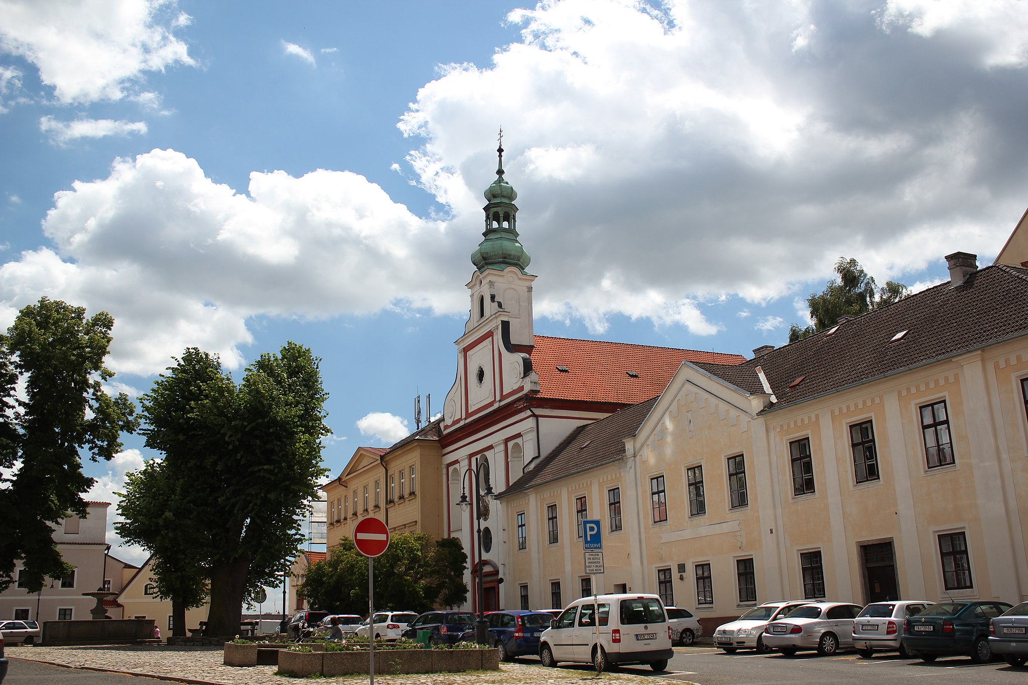 Tábor, náměstí Mikuláše z Husi, bývalý augustiniánský klášter Tábor, náměstí Mikuláše z Husi, bývalý augustiniánský klášter