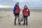 Na pláži v Nieuwpoortu na konci dne nenajdete jediný papírek. Jenom tady nasbírali dobrovolníci celkem asi 500 kilo odpadu