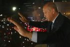 Turecké parlamentní a prezidentské volby dopadly tak, jak doufal Racep Tayyip Erdogan a jak se obávala opozice