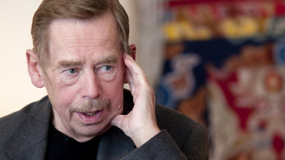 Dramatik a bývalý prezident Václav Havel popsal, jak vypadá režírování manželky