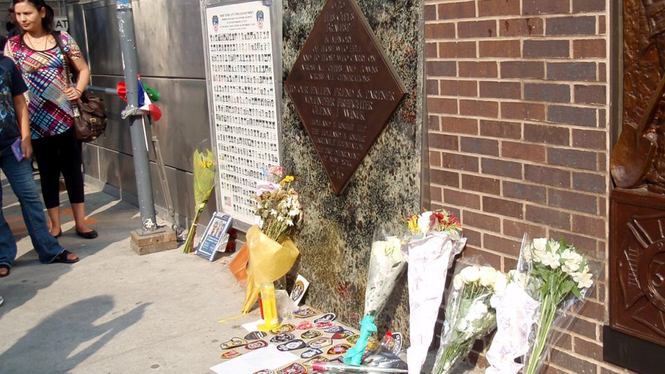 Jeden z památníků obětí z 11. září 2001 na Ground Zero