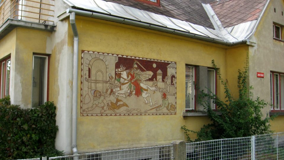 Sgrafita zdobí v Novém Městě na Moravě i některé domy