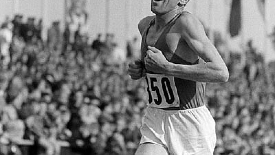 Emil Zátopek přivezl z olympiády v Londýně zlatou medaili
