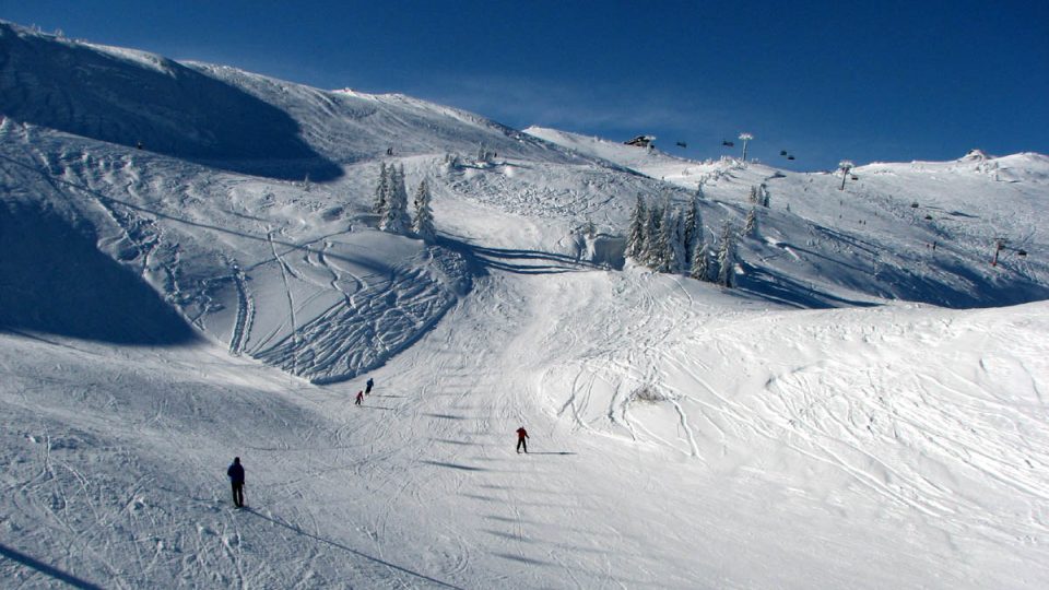 V lyžařském centru Jahorina najdete 25 kilometrů dobře širokých sjezdovek