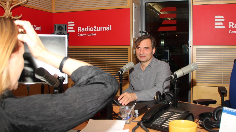 Herec a zpěvák Jiří Macháček v Hostu Radiožurnálu
