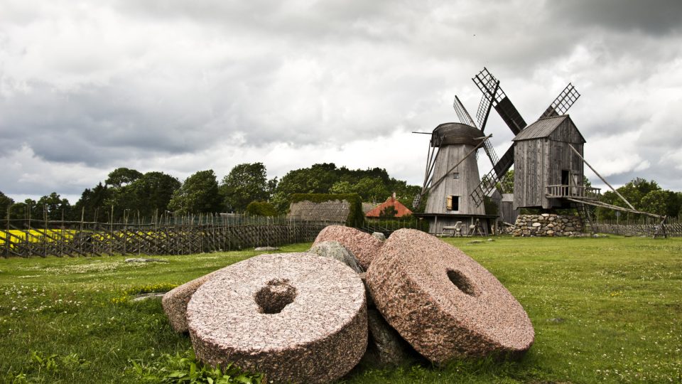 Větrné mlýny na ostrově Saaremaa