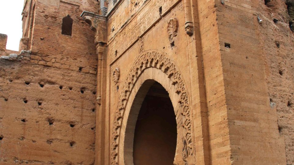 Hlavní brána do archeologického komplexu Sala Colonia v Maroku