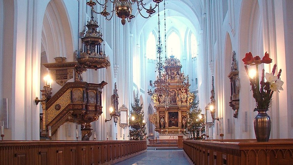 Hlavní loď kostela svatého Petra v Malmö