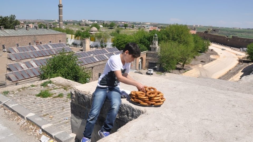 Pohled na Diyarbakir z městských hradeb