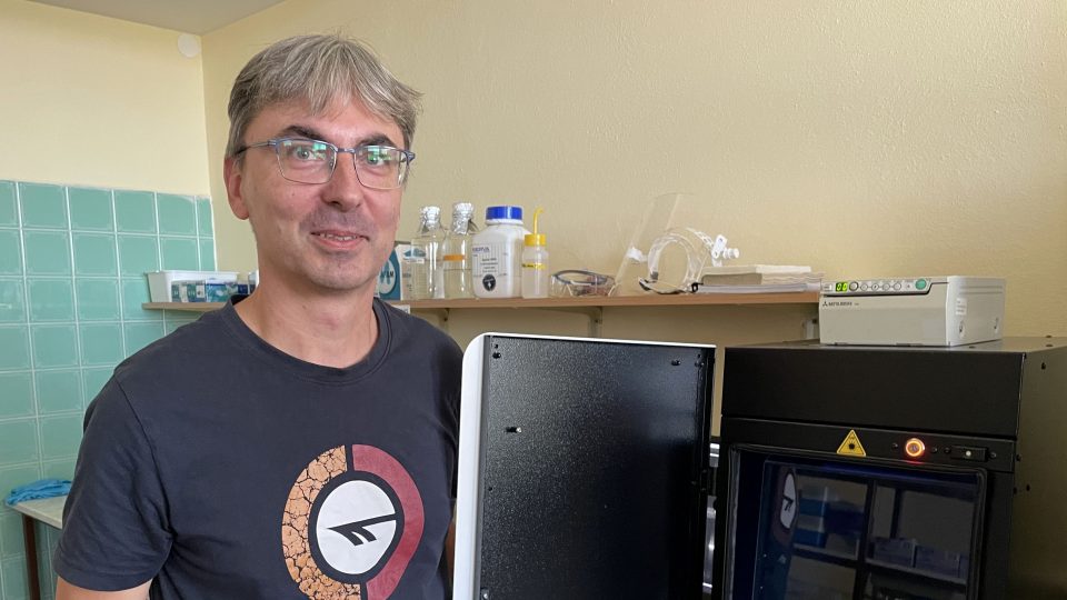 Ivan Fiala, vedoucí Laboratoře rybí protistologie v Biologickém centru Akademie věd