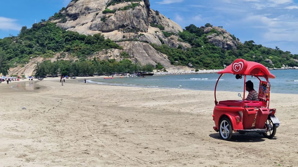 Dominantu města - Monkey Hill - hledejte na jižním okraji aglomerace | foto: David Jakš, Český rozhlas Dominantu města - Monkey Hill - hledejte na jižním okraji aglomerace