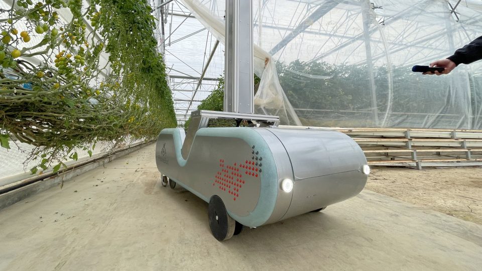 Robot Fravebot připomíná Krtečkovo autíčko