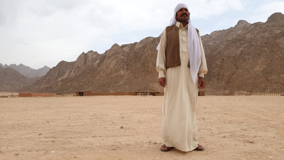 „Bojím se, že za deset patnáct let, už tady žádní beduíni nezůstanou,“ varuje šejch Mar'í
