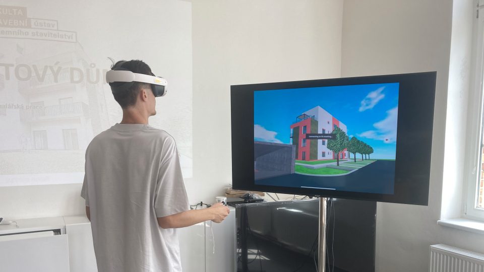 Aleš Kalčík a jeho bytový dům ve virtuální realitě