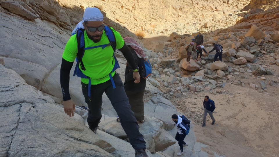 Zájemci se mohou vyšplhat do výšky 2200 metrů na nejvyšší vrchol egyptského vnitrozemí