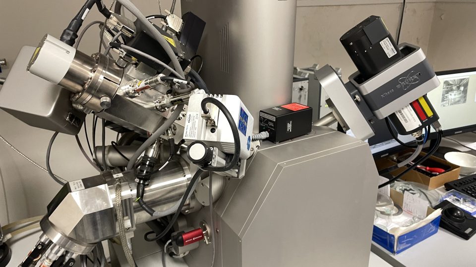Na pracovišti elektronové mikroskopie využívají tu nejmodernější techniku