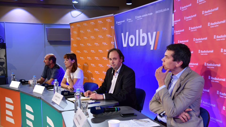 Předvolební debata s politology a novináři v Ostravě