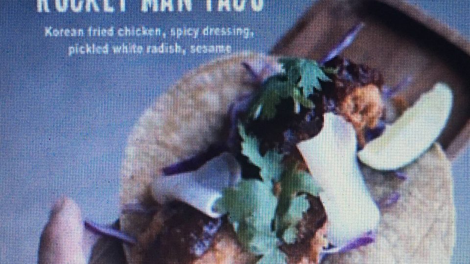 Rakeťákovo taco - další z nabídky jídel inspirovaných nedávným americko-severokorejským summitem.