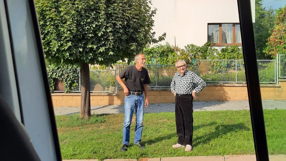 Legendy na cestách. Divadlo Járy Cimrmana na zájezdu do Dobrušky, kde zahájilo svou 56. sezónu