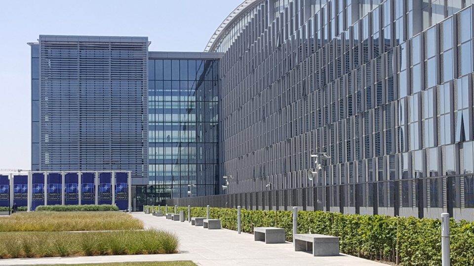 Ústředí NATO v Bruselu se NATO se do nové budovy přestěhovalo v půlce června 2018.