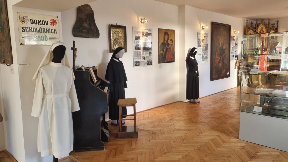 Muzeum internace v Bílé Vodě připomíná osudy stovek řeholnic, které zde byly násilně drženy komunistickým režimem