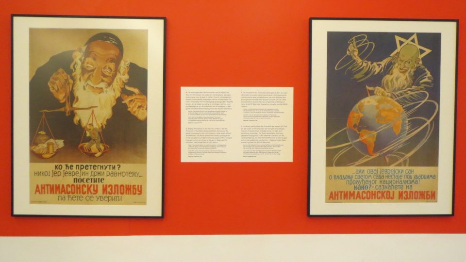 Dobové plakáty dokumentují židovské téma, které hýbalo Evropou v době vzestupu nacismu.