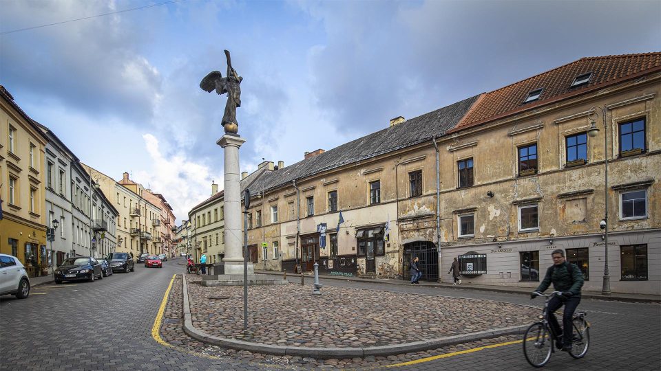 Bývala to nejnebezpečnější čtvrť Vilniusu, dnes odtud cyklisté na svých kolech i vyjedou