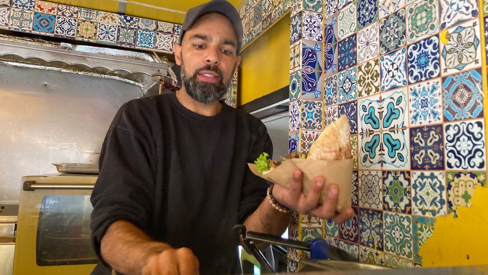 Vařit se naučil od své maminky v Tunisku