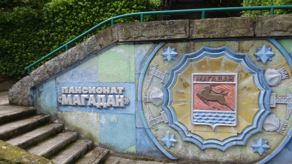 Krutá ironie: název ozdravovny Magadan je stejný jako název trestních pracovních táborů