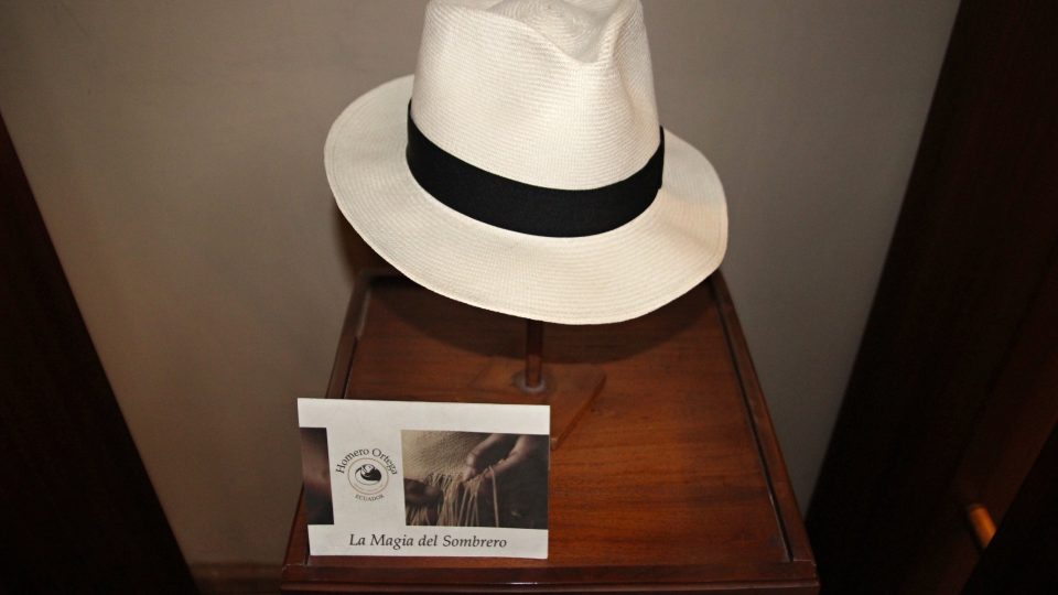Jednotlivé klobouky se liší nejen tvarem, ale také barvením či zdobením