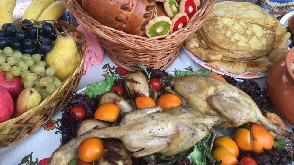 Jarmark je plný barev podzimu a vůní fantastických jídel někdejší tambovské gubernie