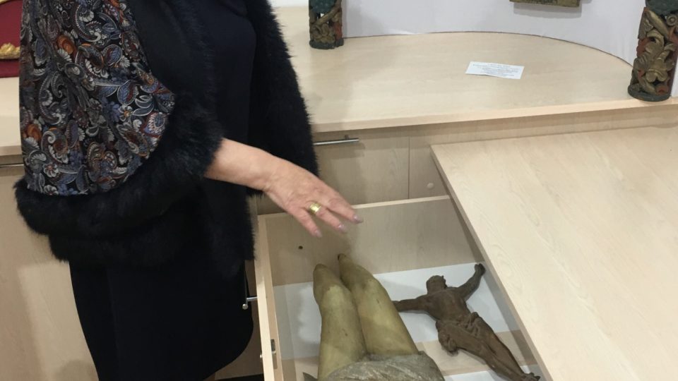 Valentina Alexejevna má na starosti sbírky totěmských muzejí