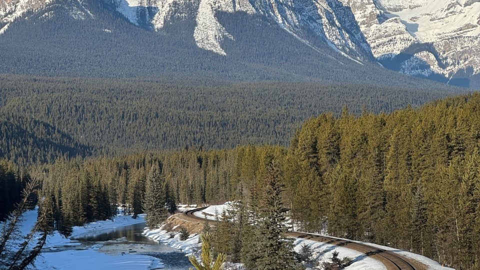 Ani kanadská provincie Alberta si letos mnoho sněhu neužila