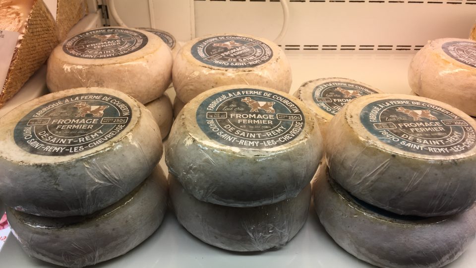 Jednou ze specialit je sýr Mimolette, známý také jako „koule z Lille“