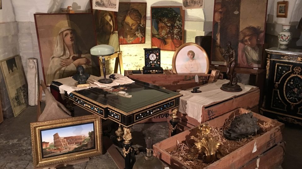 Muzea z celé oblasti ukryla nejcennější poklady svých sbírek před nacisty do podzemí petrohradského chrámu