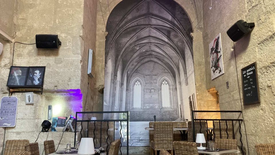 Avignonskou restauraci najdete v kapli