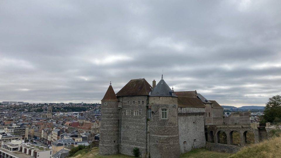 Středověký hrad ve francouzském přístavním městě Dieppe toho pamatuje skutečně hodně
