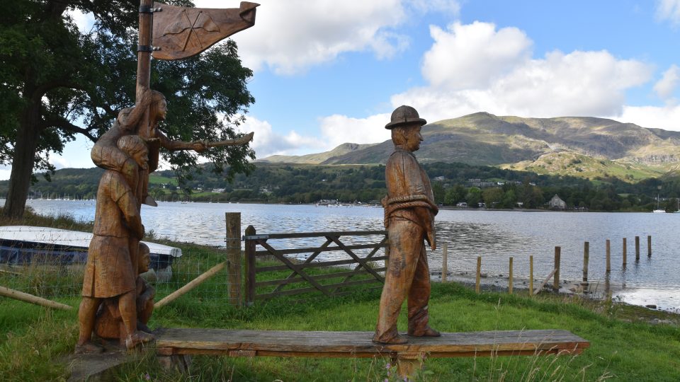 Obě jezera Lake District se stala inspiračním zdrojem pro Ransomovo dobrodružné vyprávění