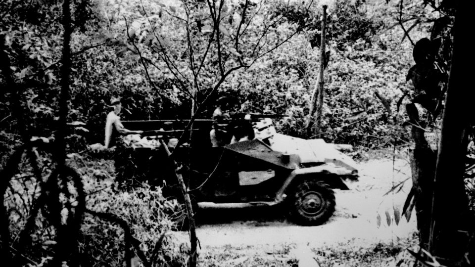 Vozidlo severovietnamské armády na Ho Či Minově stezce