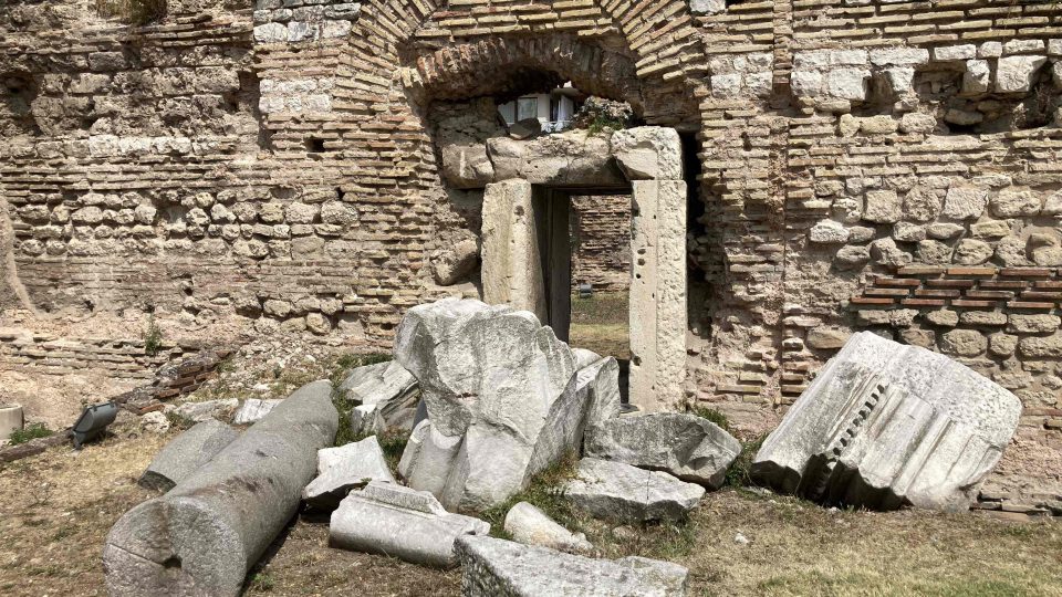 V římských lázních Odessos se nejen relaxovalo