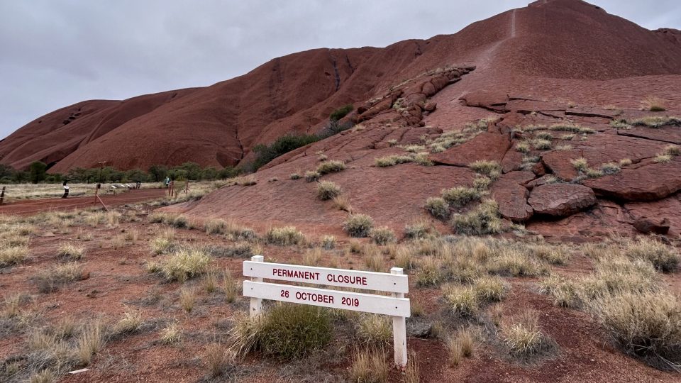 Na vrchol hory turisté nesmějí od 26. října 2019