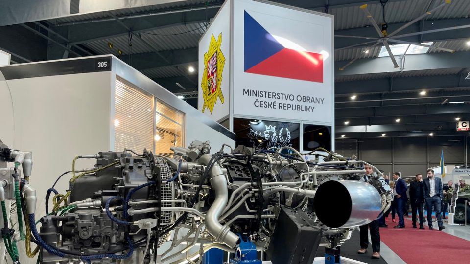 Hybridní motor vyrábějí také čeští vědci v pražských Letňanech