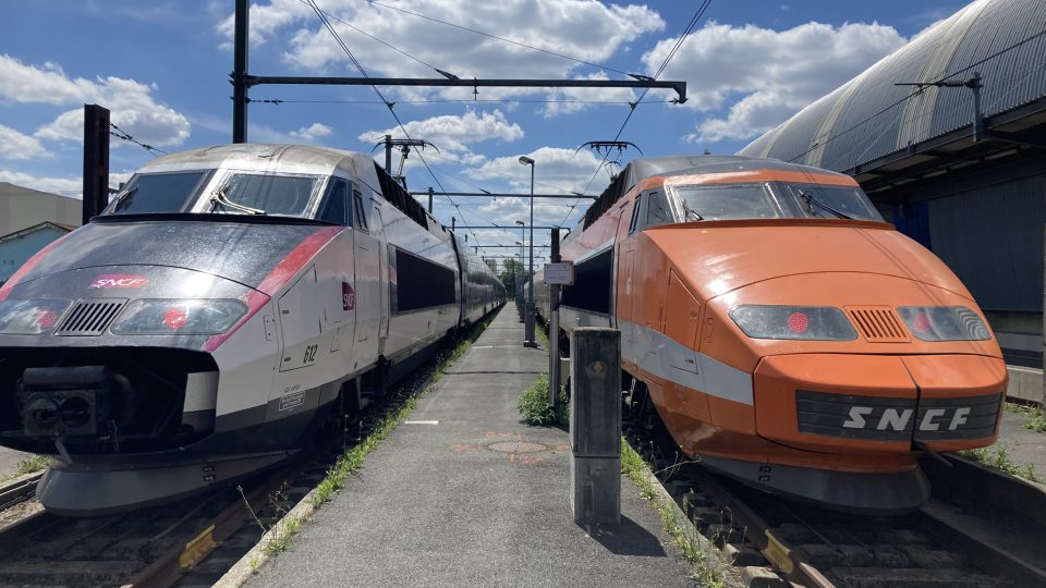 Vlak TGV, jednotka č. 16, která v roce 1981 pokořila světový rychlostní rekord