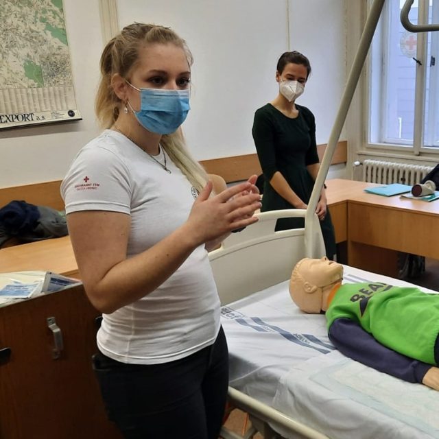 Český červený kříž pořádá kurzy pro dobrovolníky  | foto: Tomáš Mařas,  Český rozhlas