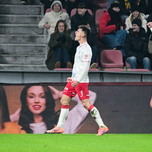 Pardubice v ligovém zápase porazily Spartu poprvé v historii | foto: Ondřej Deml,  ČTK