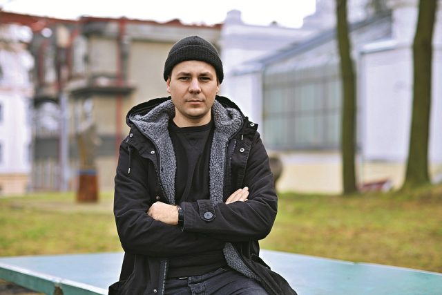 Roman Štětina má ve svých dvaatřiceti letech za sebou už řadu samostatných výstav u nás i v zahraničí | foto: Tomáš Vodňanský,  Týdeník Rozhlas