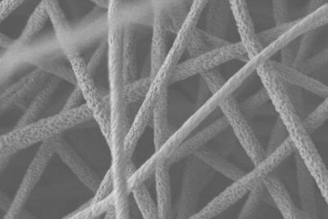 Technologie pro průmyslovou výrobu nanovláken se zrodila v roce 2003 v Liberci | foto: Courtesy of the American Chemical Society
