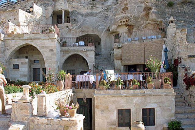 Jeskynní hotel v tureckém Göreme | foto: Klára Stejskalová