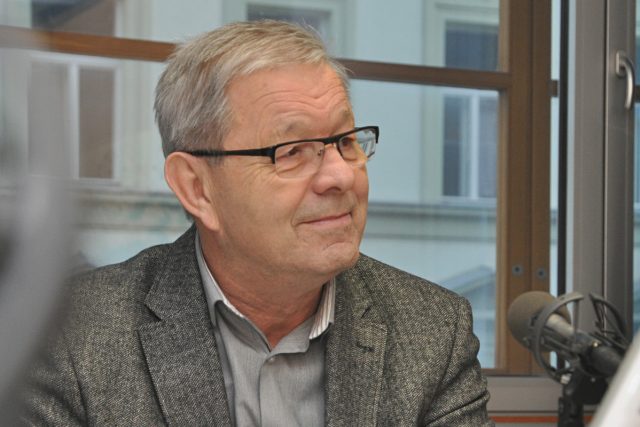 Prof. Pavel Hobza | foto: Marián Vojtek,  Český rozhlas
