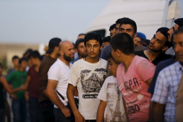 Syrští uprchlíci | foto: Reuters